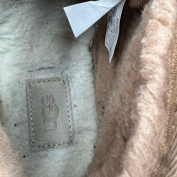 UGG Women’s 9 Chestnut Brown Neumel Cozy Fuzzy Slipper Boots - Picture 5 of 7